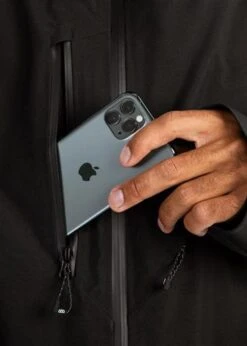 686 Men's Glacier Hydrastash Reserve Insulated Jacket -Sport Ski Equipment 2122 686 mensglacierhydrastashreserveinsulatedjacket black4