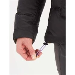 Marmot Women's Guides Down Hoody -Sport Ski Equipment fw23 marmot womensguidesdownhoody blackmilitarygreen