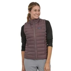 Patagonia Women's Down Sweater Vest 19 Patagonia Women's Down Sweater Vest -Sport Ski Equipment pat 84629 dusky brown model1