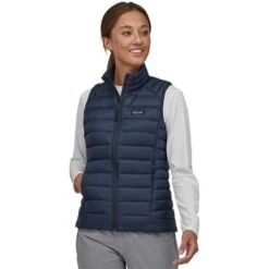 Patagonia Women's Down Sweater Vest 25 Patagonia Women's Down Sweater Vest -Sport Ski Equipment wbf2223 84629 nena sm1